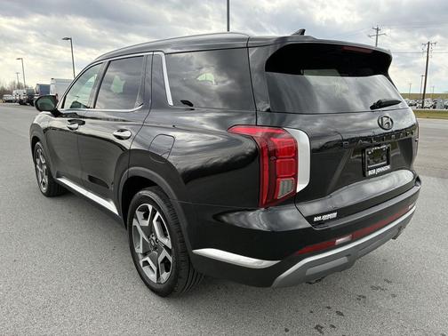 Abyss Black Pearl 2024 Hyundai PALISADE Limited