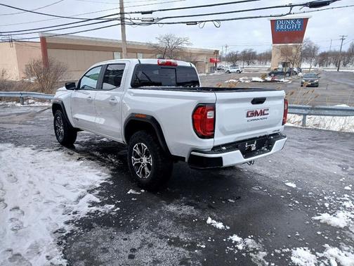 2023 GMC Canyon AT4