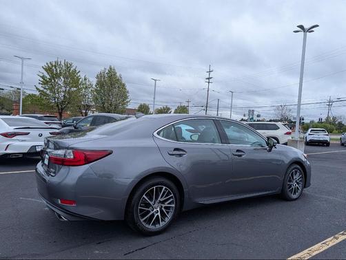 Nebula Gray Pearl 2016 Lexus ES 350 Base