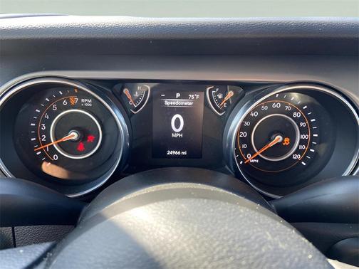2022 Jeep Gladiator Sport