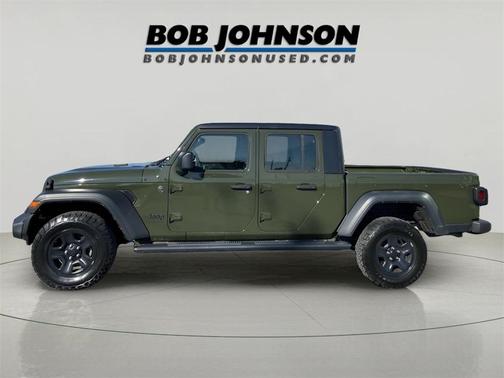 2022 Jeep Gladiator Sport