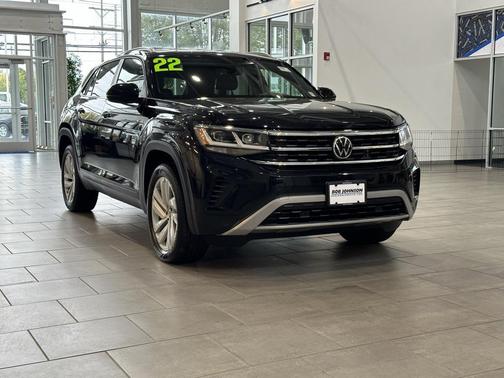 2022 Volkswagen Atlas Cross Sport 3.6L V6 SE w/Technology