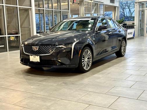 2024 Cadillac CT4 Premium Luxury