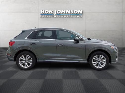 2024 Audi Q3 Premium 45 TFSI S line quattro Tiptronic