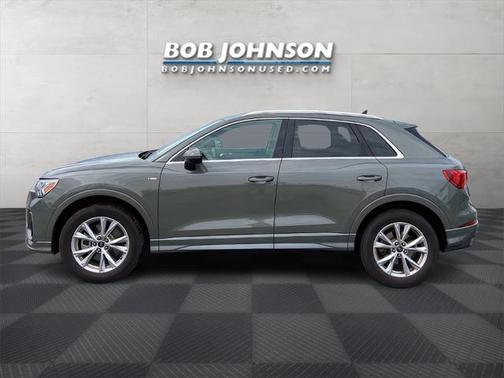 2024 Audi Q3 Premium 45 TFSI S line quattro Tiptronic