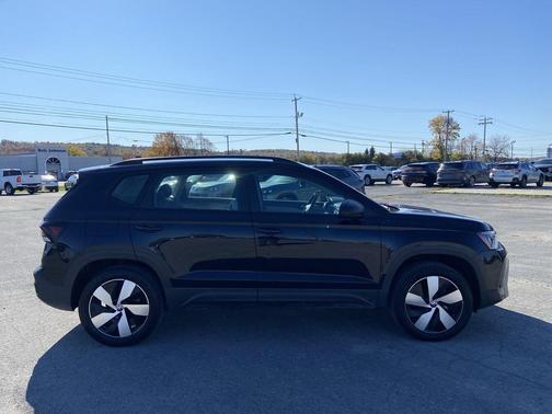 BL 2023 Volkswagen Taos 1.5T S