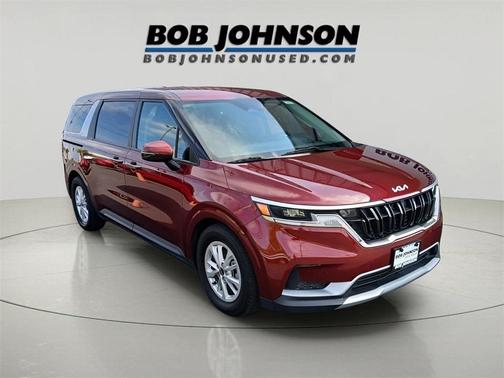 2024 Kia Carnival LX
