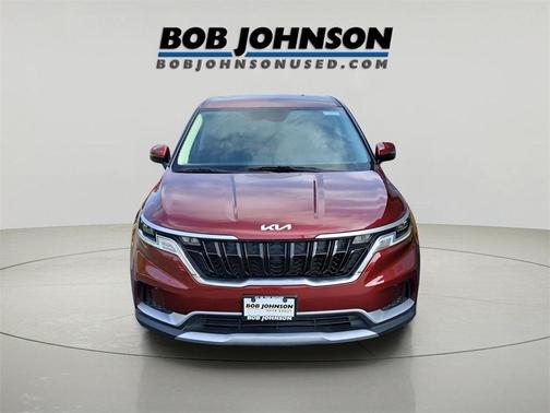 2024 Kia Carnival LX