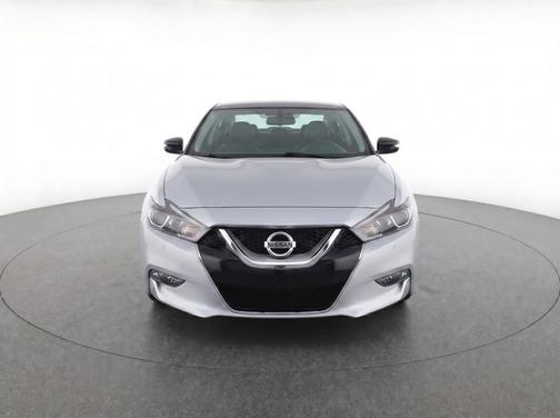 Gun Metallic 2018 Nissan Maxima 3.5 SL