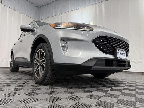 Ingot Silver 2020 Ford Escape SEL