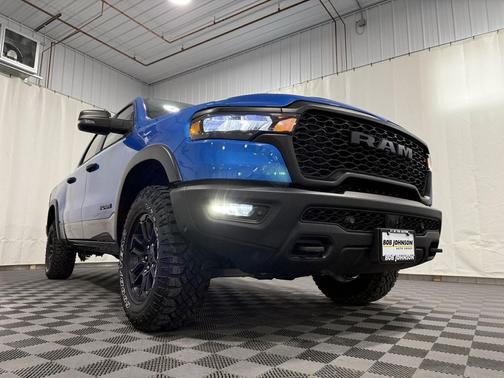 Diamond Black Crystal Pearlcoat 2025 RAM 1500 Rebel