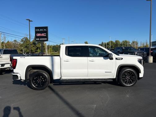 2022 GMC Sierra 1500 Elevation