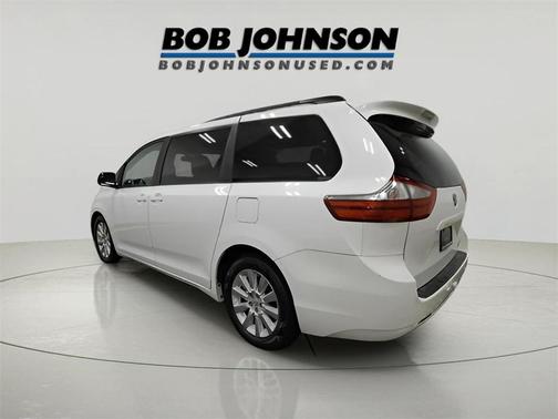 2015 Toyota Sienna LE