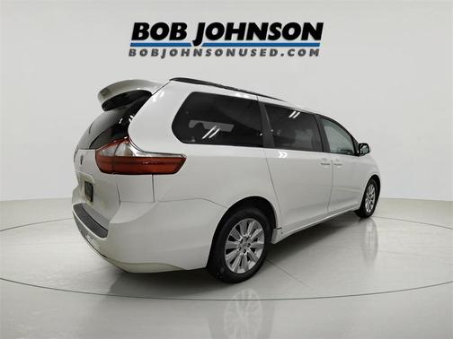 2015 Toyota Sienna LE