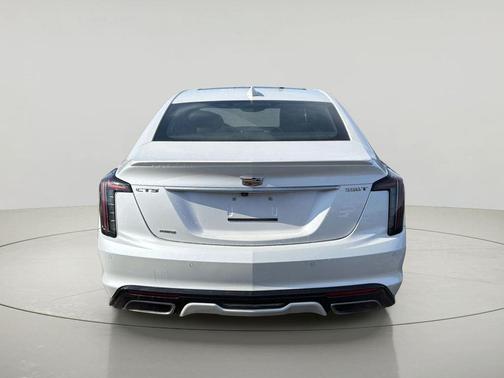 2022 Cadillac CT5 Sport