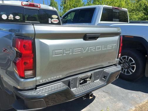 Sterling Gray Metallic 2023 Chevrolet Colorado Z71