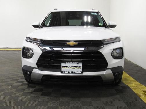 Summit White 2023 Chevrolet Trailblazer LT