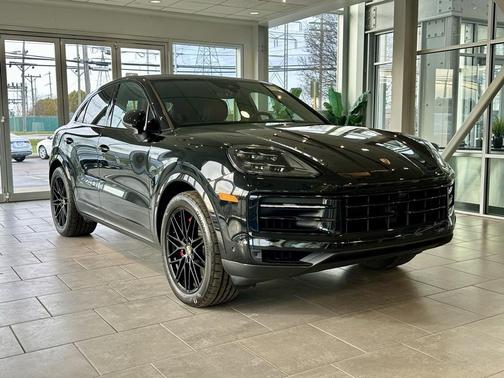 2024 Porsche Cayenne S