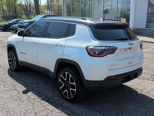 Pearl White Tri-Coat 2017 Jeep New Compass Limited