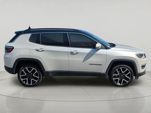 Pearl White Tri-Coat 2017 Jeep New Compass Limited