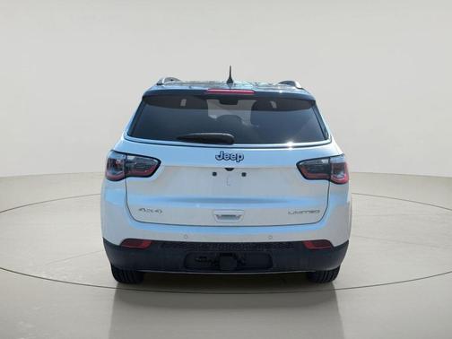 Pearl White Tri-Coat 2017 Jeep New Compass Limited