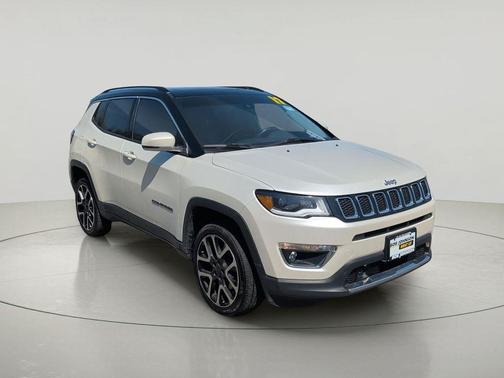 Pearl White Tri-Coat 2017 Jeep New Compass Limited
