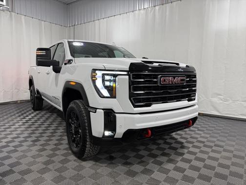 2025 GMC Sierra 2500 AT4