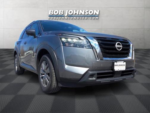 2025 Nissan Pathfinder SV 4WD