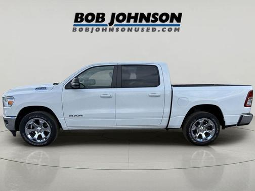 Bright White Clearcoat 2022 RAM 1500 Big Horn/Lone Star
