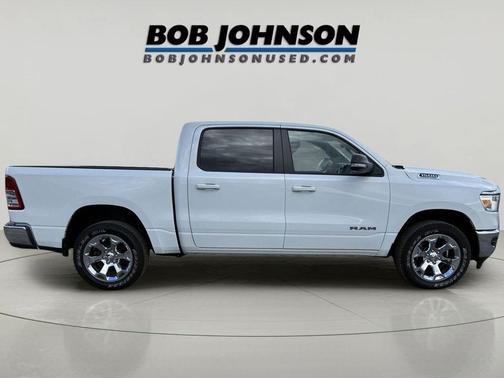 Bright White Clearcoat 2022 RAM 1500 Big Horn/Lone Star
