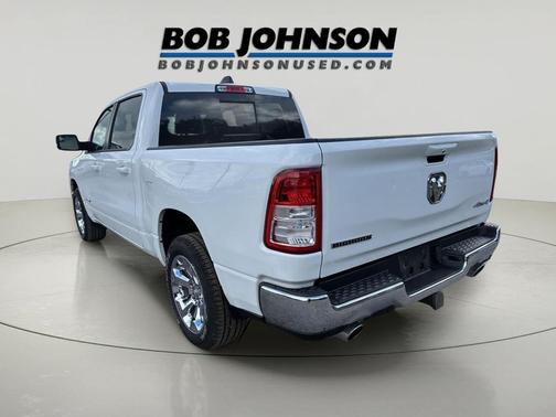 Bright White Clearcoat 2022 RAM 1500 Big Horn/Lone Star