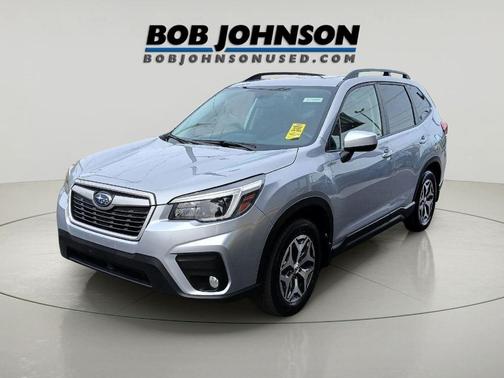 Ice Silver Metallic 2021 Subaru Forester Premium