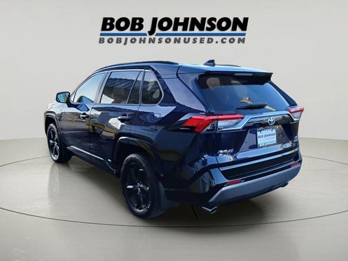 2020 Toyota RAV4 Hybrid SE