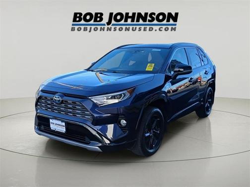 2020 Toyota RAV4 Hybrid SE