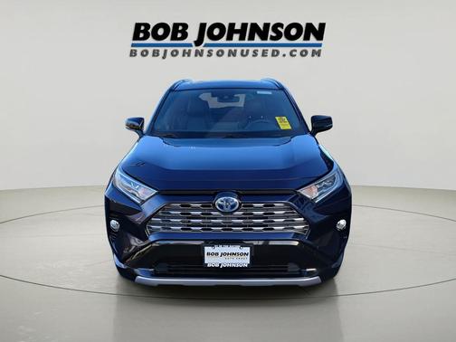 2020 Toyota RAV4 Hybrid SE