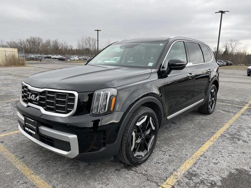 2023 Kia Telluride S