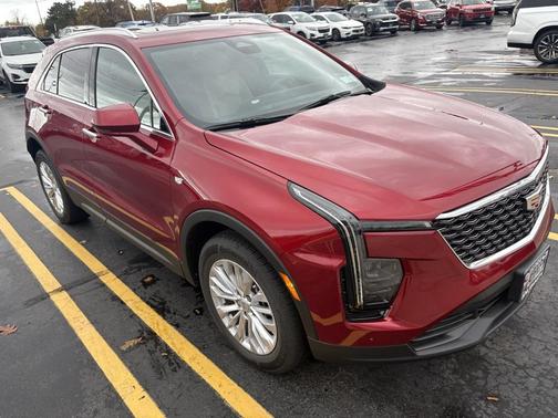2024 Cadillac XT4 Luxury