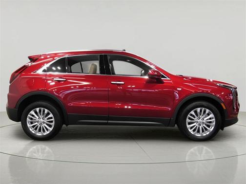 2024 Cadillac XT4 Luxury