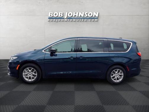 2025 Chrysler Pacifica L