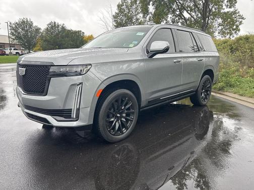 Argent Silver Metallic 2023 Cadillac Escalade Sport