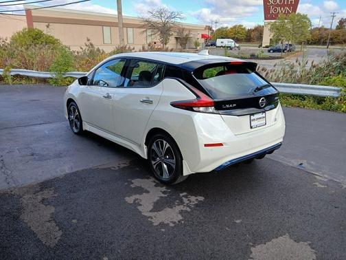 2021 Nissan Leaf SL PLUS 62 kWh