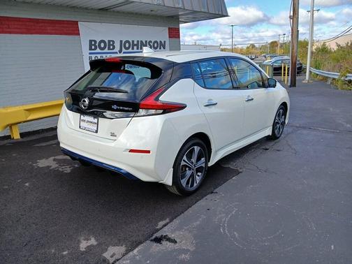 2021 Nissan Leaf SL PLUS 62 kWh
