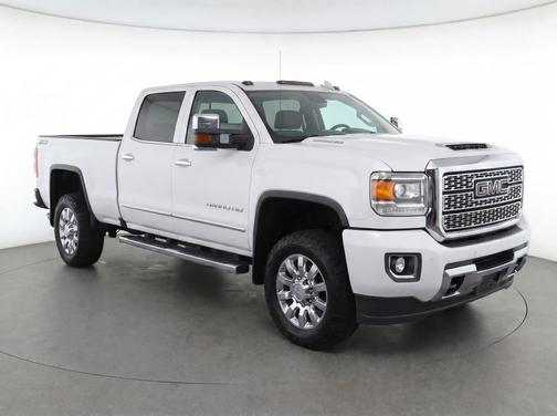 Summit White 2019 GMC Sierra 2500 Denali