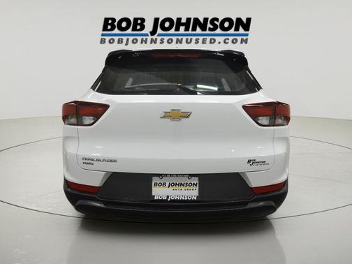 Summit White 2023 Chevrolet Trailblazer LS