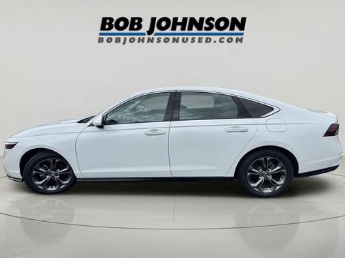 Platinum White Pearl 2024 Honda Accord EX