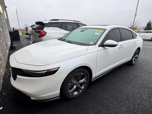 Platinum White Pearl 2024 Honda Accord EX