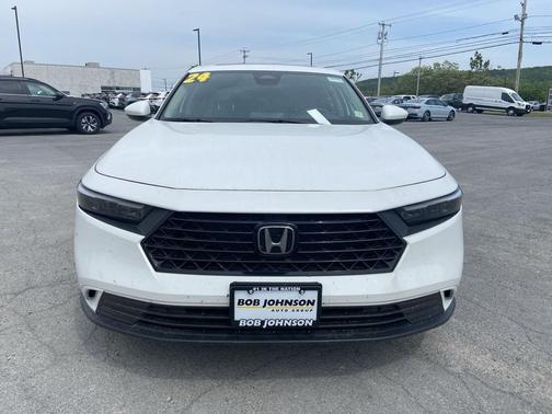 Platinum White Pearl 2024 Honda Accord EX