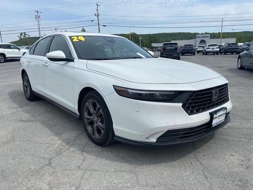 Platinum White Pearl 2024 Honda Accord EX