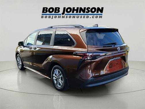 2023 Toyota Sienna XLE 7 Passenger