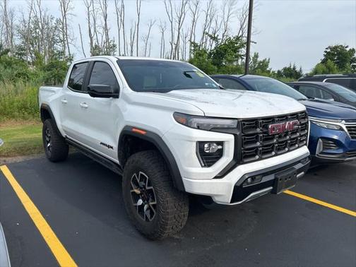 2024 GMC Canyon AT4X